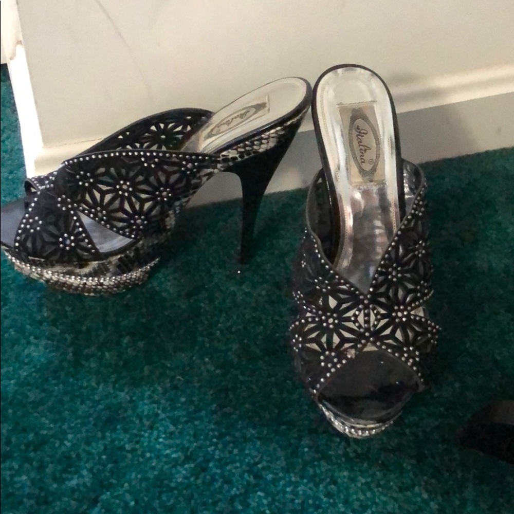 Shoes high heels